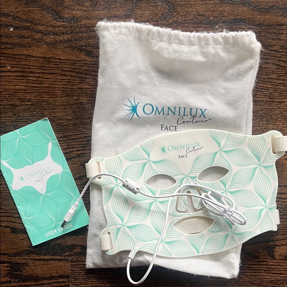 Omnilux Contour Red Light Face Mask